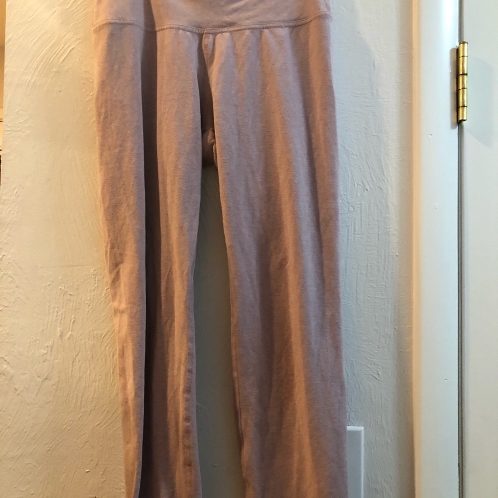 Pinkish leggings